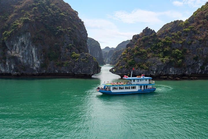 Luxury Day Cruise Halong Bay & Lan Ha Bay — Dark Cave, Swimming & Cooking Class