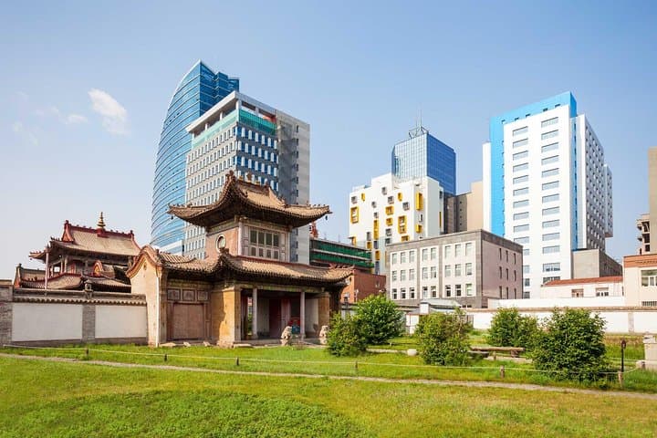 Central Mongolia in 4 Days — Kharakhorum, Takhi & Orkhon Falls
