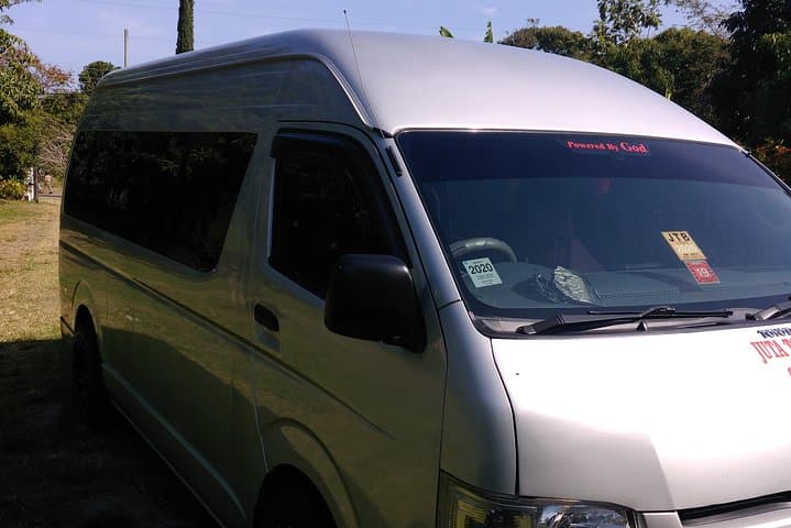 Montego Bay Private Van Day Trip: 1–15 Passenger Air-Conditioned Tours & Beach Stop