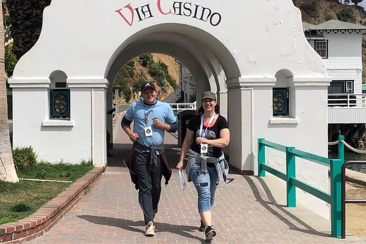 Fantastic Catalina Race: Avalon Interactive Scavenger Hunt & Sightseeing Adventure photo 5