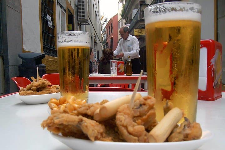 Seville tapas by bicycle — 3 bars, 3 tapas, 3 drinks in Triana