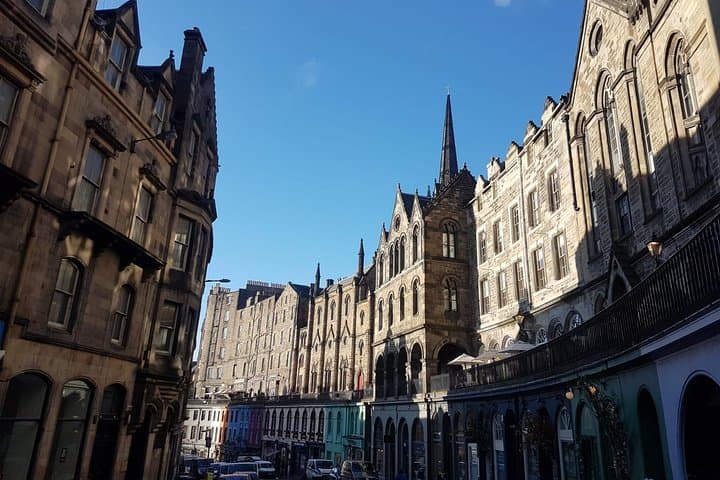 Bespoke Edinburgh Old Town Walking Tour — Private Local Guide on the Royal Mile photo 3