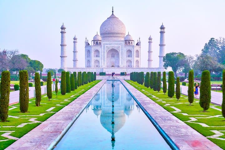 Same-Day Taj Mahal, Mathura & Vrindavan Tour from New Delhi — Private Day Trip photo 6