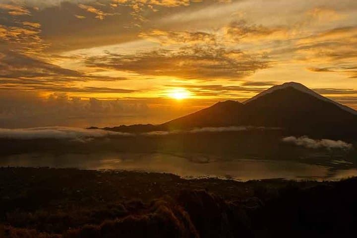 Mount Batur Sunrise Trek: Bali Volcano Hike to the Summit photo 2
