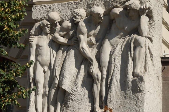 Gay Tours Prague: Evening LGBT History Walk & Pub Crawl photo 2