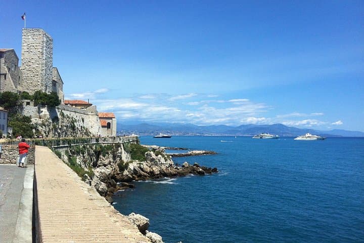 Private Antibes & Saint-Paul-de-Vence Day Tour from Nice: Markets, Marinas & Medieval Streets photo 4