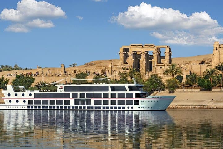 Nile Cruise Aswan to Luxor: 4-Day Clockwork of Temples, Abu Simbel & Sunrise Balloons photo 2