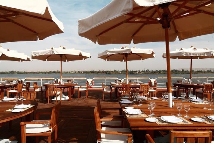 4-Day Nile Cruise from Aswan to Luxor — Temples, Nile Views & Hot-Air Balloons photo 3