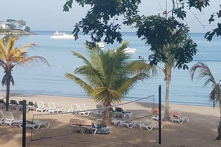 Nine Mile Tour from Negril — Day Trip to Bob Marley’s Birthplace and Waterfalls photo 6