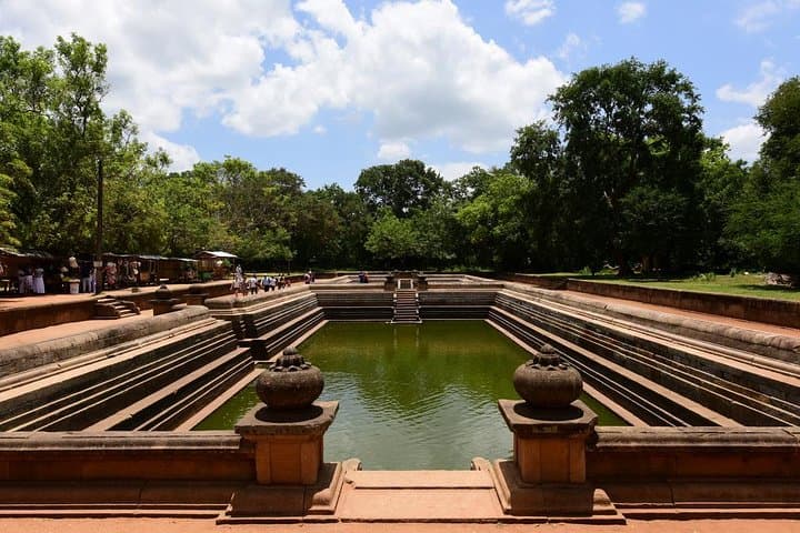 Anuradhapura Buddhist Pilgrimage: Atamasthana & Sacred Sites Tour photo 3