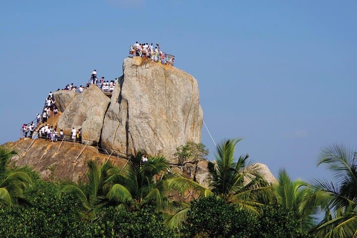 Anuradhapura Buddhist Pilgrimage: Atamasthana & Sacred Sites Tour photo 5