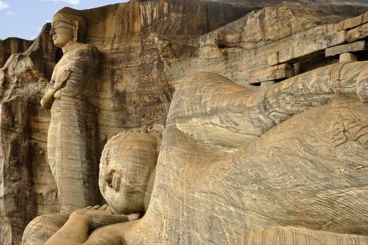 Polonnaruwa Ancient Ruins: A Day Pilgrimage from Anuradhapura