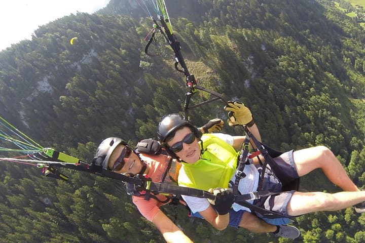 Paragliding Discovery Flight: Lucerne to Engelberg Alpine Views photo 3