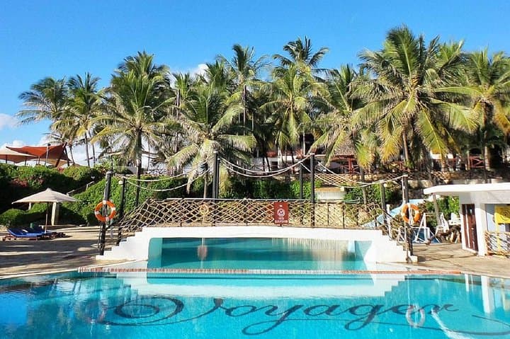 4-Day Mombasa All-Inclusive Beach Getaway with Tamarind Dhow Cruise photo 6