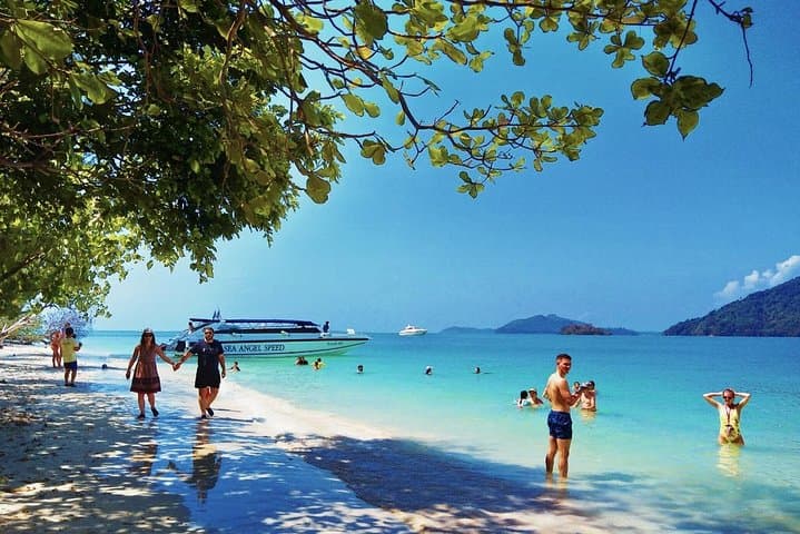 Private Speed Boat Charter to Phi Phi Islands — Snorkel Phi Phi, Bamboo & Maya Bay photo 3
