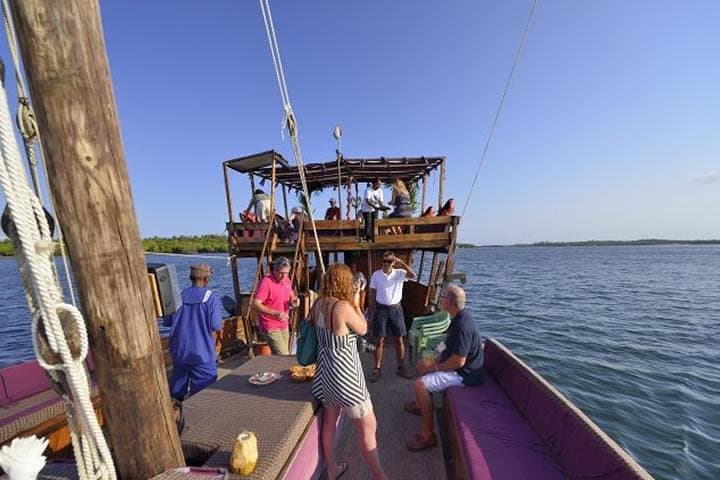 4-Day Mombasa All-Inclusive Beach Getaway with Tamarind Dhow Cruise photo 4