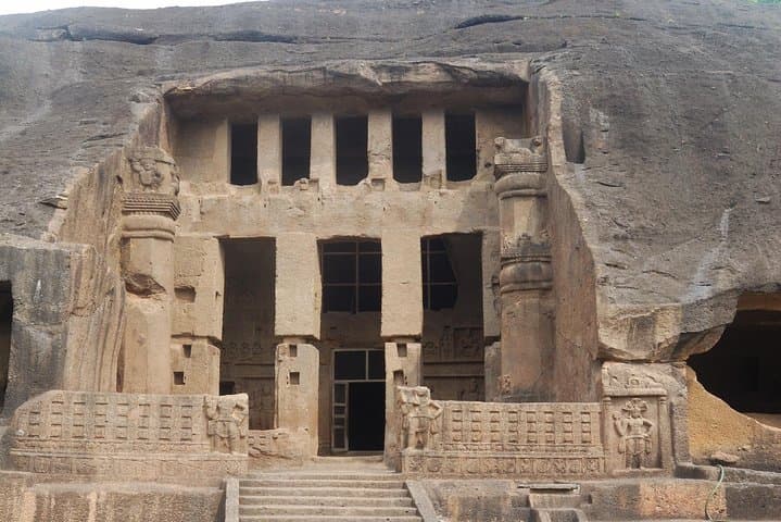 Elephanta Caves Guided Half-Day: Ferry, Toy Train & Shiva Reliefs