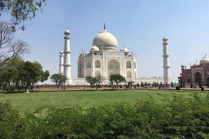 Day Trip to the Taj Mahal, Agra Fort & Fatehpur Sikri — Private Tour from Delhi