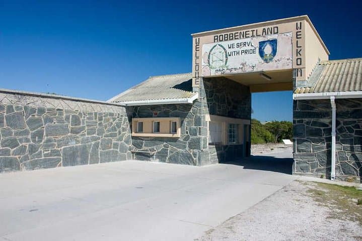 Robben Island Tour: Nelson Mandela Prison Visit from Cape Town