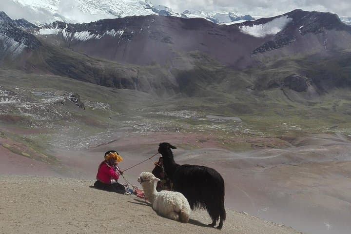 5-Day Sacred Valley, Machu Picchu & Rainbow Mountain Adventure photo 6