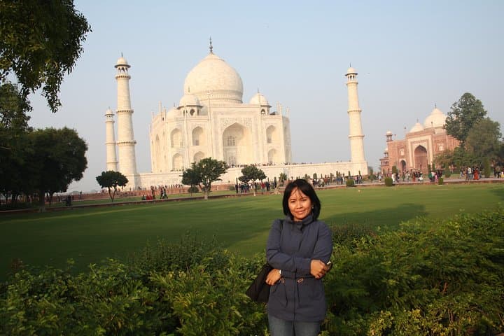 Same-Day Taj Mahal & Agra Fort Tour from Delhi: Full-Day Cultural Drive photo 4