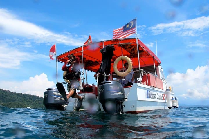 RAID Open Water Diver Course from Kota Kinabalu — 3-Day Learn-to-Dive in Tunku Abdul Rahman Marine Park photo 5