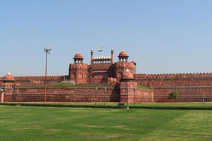 Explore New and Old Delhi: Private Full-Day City Tour photo 4