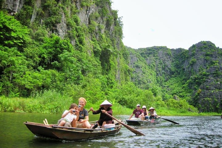 Ninh Binh in 48 Hours: Tam Coc Sampans, Mua Cave Views & Cuc Phuong Wildlife photo 3