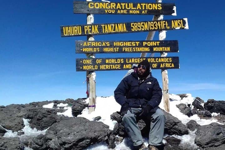 6-Day Marangu Route Kilimanjaro Climb: Hut-to-Hut Ascent to Uhuru Peak