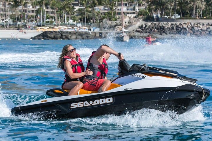Jet Skiing in Anfi del Mar: High-Speed Rides off Gran Canaria
