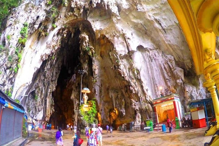 Batu Caves Temple Tour: 272 Steps, Limestone Caves & Cultural Highlights photo 3