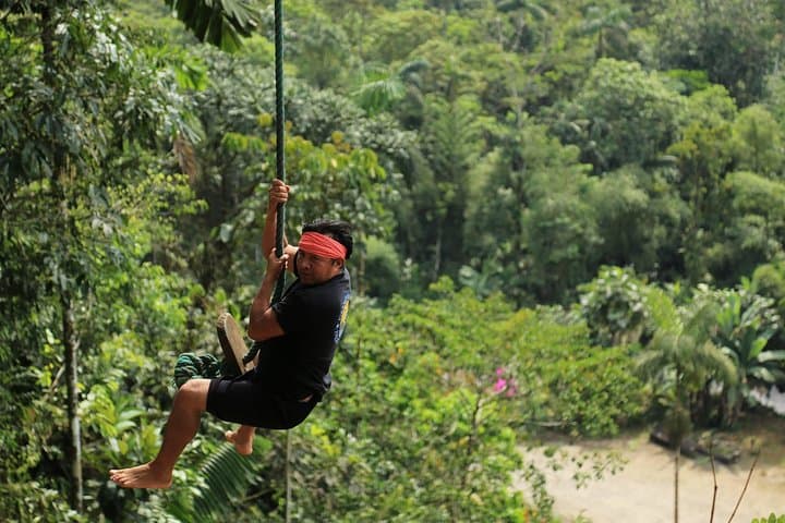 One-Day Jungle Adventure to Hola Vida Reserve from Baños, Ecuador