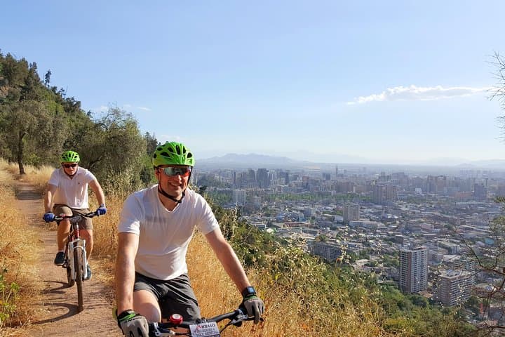 San Cristobal Hill Mountain Bike Tour: Santiago’s 3-Hour MTB Adventure photo 5