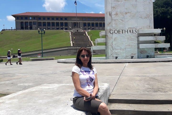 Panama City Stopover: Miraflores Locks, Casco Viejo & Amador Causeway in One Layover photo 3