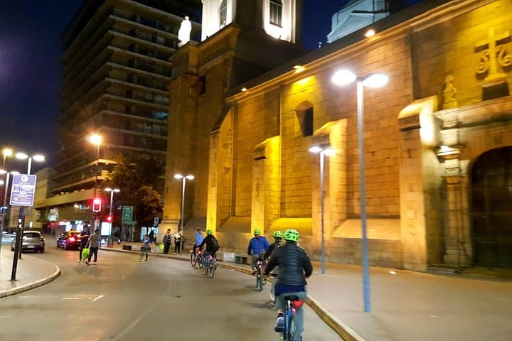 Santiago Evening Bike Tour: Night Cycling Through Centro & Providencia photo 4