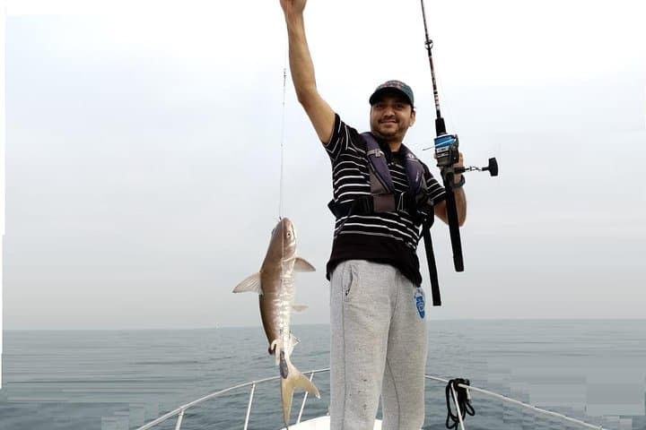 Dubai Deep Sea Fishing Charter — 5-Hour Offshore Trip from Dubai Marina photo 4