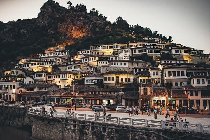 Best of Albania: 6-Day Cultural & Nature Tour from Tirana