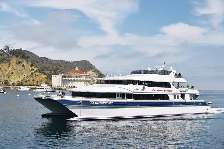 Crossing to Catalina Island: The Essential San Pedro to Avalon Ferry Experience photo 4