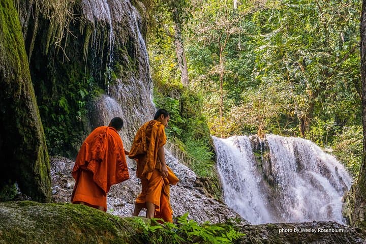 Private Full-Day Kuang Si Waterfall, Markets & Villages Tour from Luang Prabang photo 2
