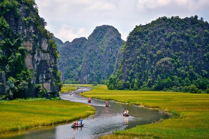 6-Day Northern Vietnam: Hanoi, Ninh Binh & Halong Bay Highlights photo 4