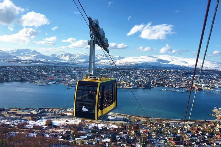 Northern Lights Cable Car in Tromsø — Fjellheisen Night Tour photo 2