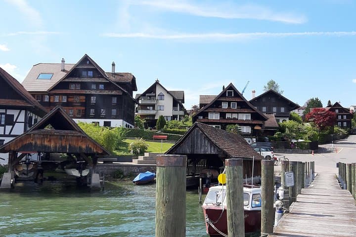Lucerne Lakeside Villas: Private 4‑Hour Walking Tour of Lake Lucerne photo 4