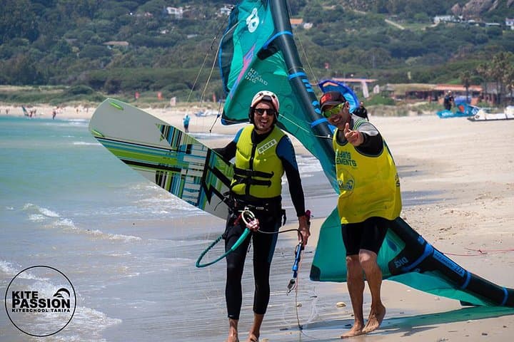 Tarifa Semiprivate Kitesurfing Lessons — 3-Hour 2:1 Instruction photo 3
