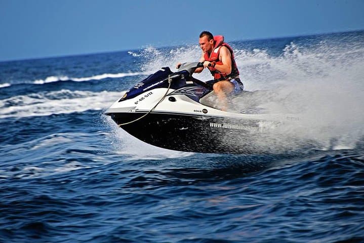 Jet Skiing in Anfi del Mar: High-Speed Rides off Gran Canaria photo 5