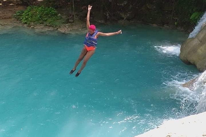 Blue Hole and Konoko Falls Private Tour: Ocho Rios Waterfalls & Rainforest Hike
