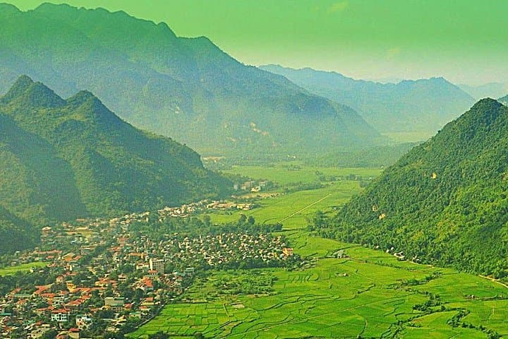 Private Mai Chau Day Trip from Hanoi — Cycling Through Thai Stilt Villages photo 1