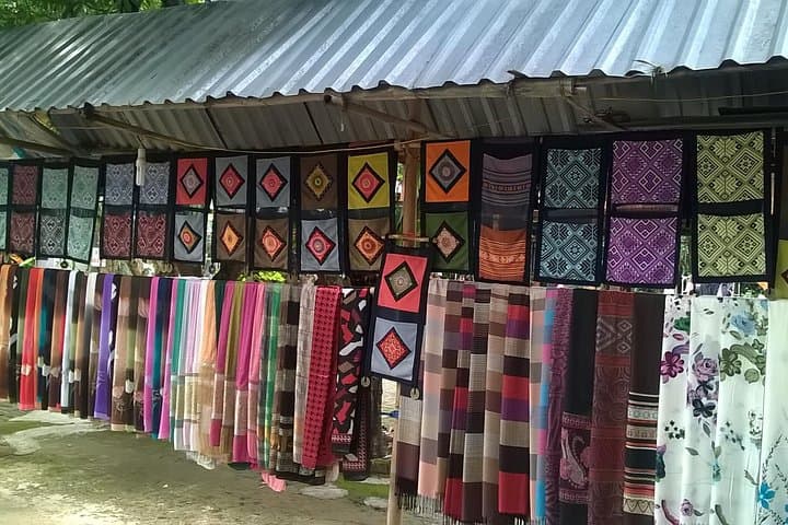 Private Mai Chau Day Trip from Hanoi — Cycling Through Thai Stilt Villages photo 4