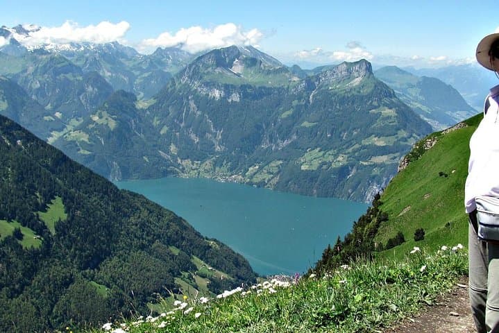 Peak-to-Peak Stoos Ridge Hike: Full-Day Private Tour from Lucerne photo 4