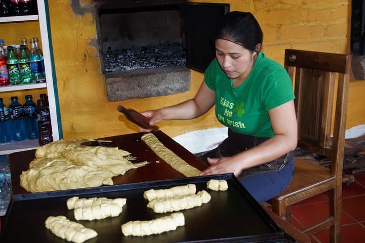 Otavalo Day Tour: Cuicocha, Cotacachi & San Pablo Cultural Highlights photo 3