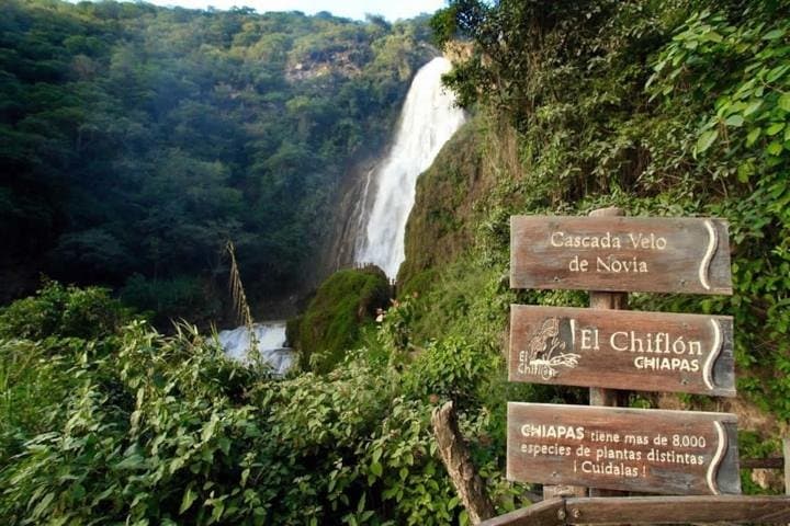 Montebello Lakes & El Chiflón Waterfalls Day Trip from San Cristóbal photo 2